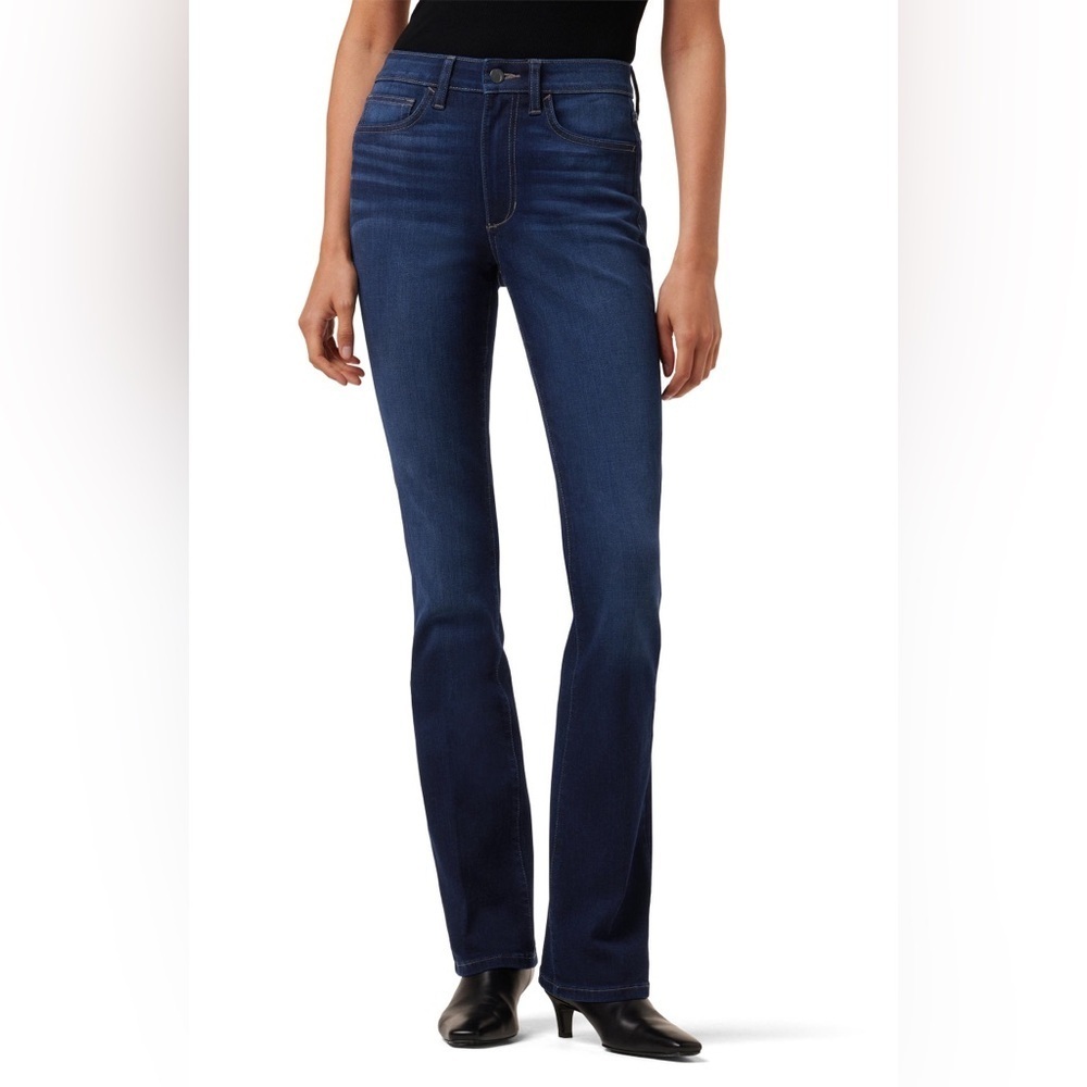 Joes Jeans Curvy Bootcut Jeans size 31